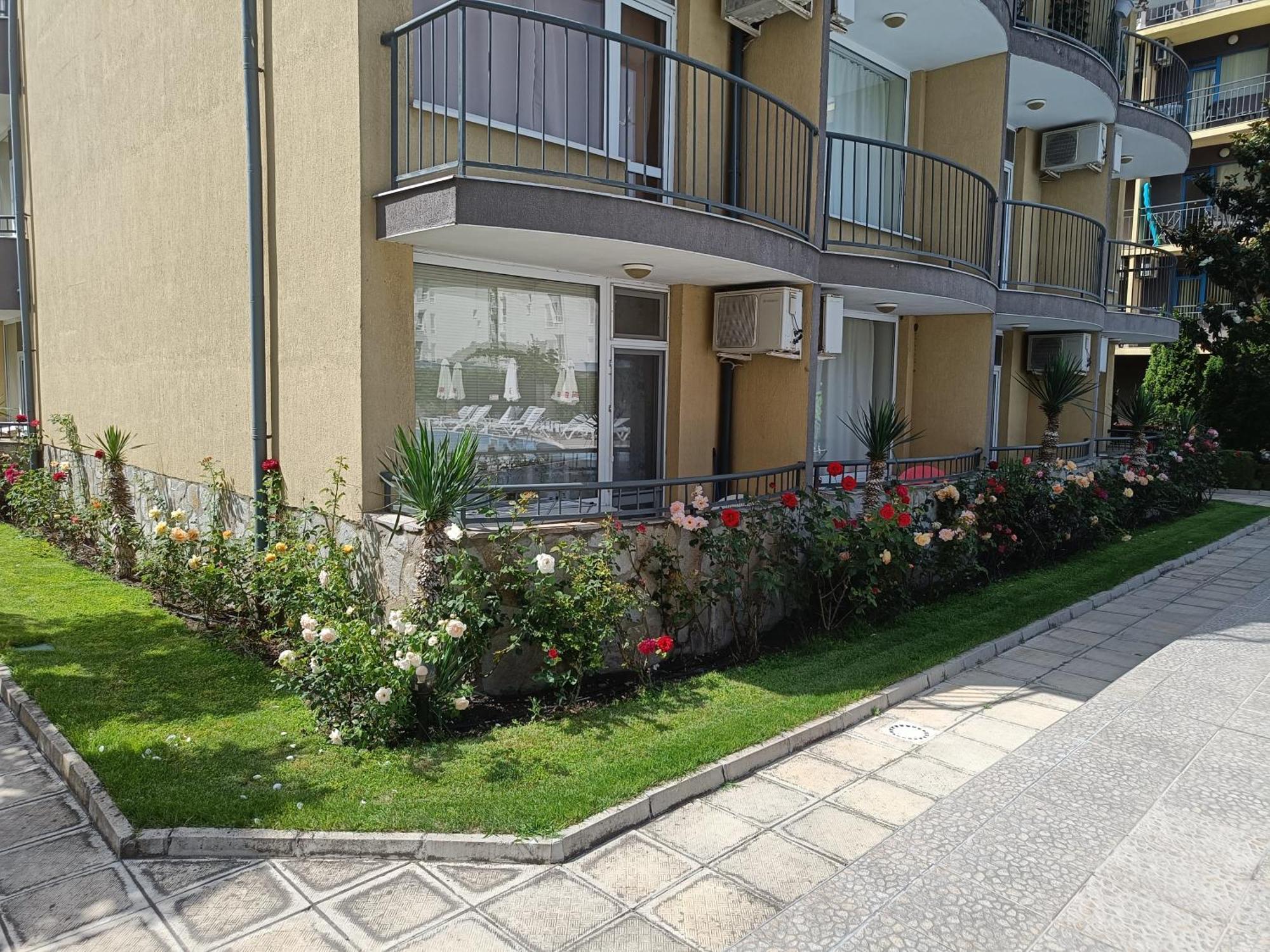 Rose Residence 阳光海滩 外观 照片